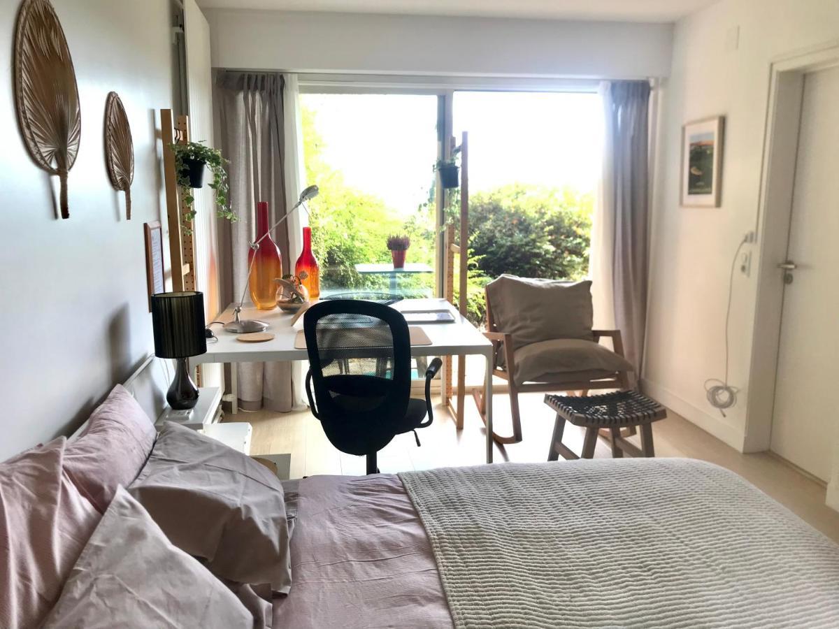 Chez Isa: Private Retreat With Garden Terrace Homestay