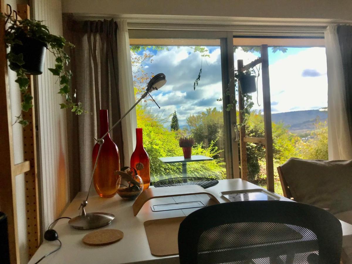 Chez Isa: Private Retreat With Garden Terrace Homestay Ceyrat