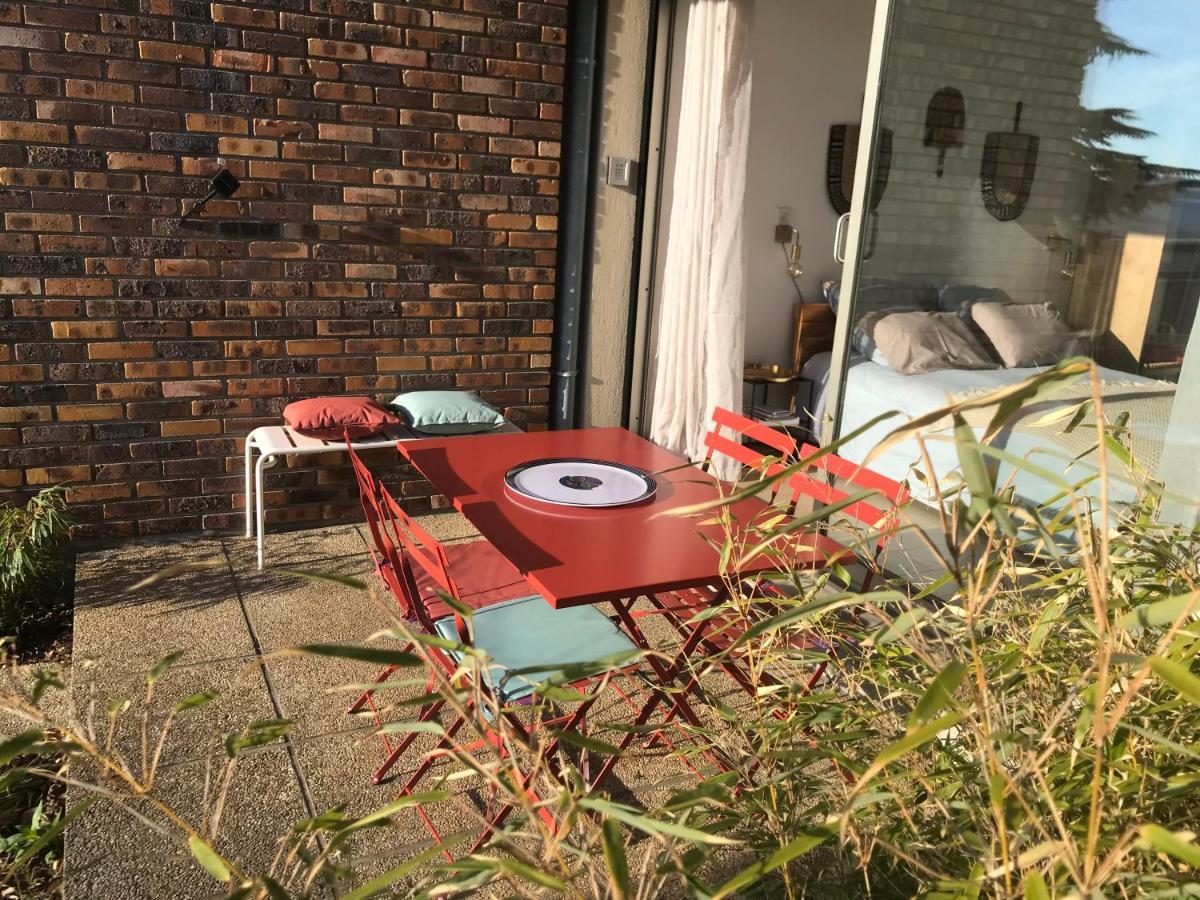 Chez Isa, Espace Prive, 1ou 2 Chambres, Terrasse Et Jardin, Entree Autonome, Sdb Et Mini Cuisine Partagees Entre Les 2 Ceyrat
